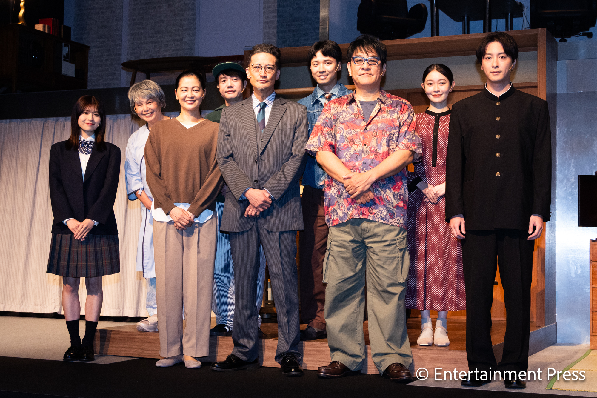 松岡昌宏主演、舞台 『はがきの王様』取材会＆公開ゲネプロの模様を